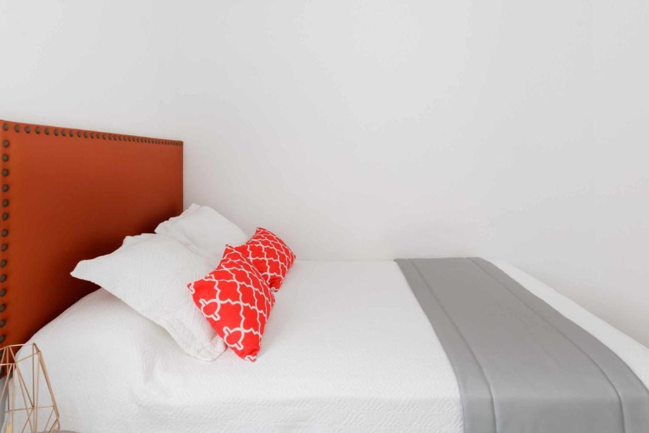 El Viso Smart III Apartman Madrid Kültér fotó